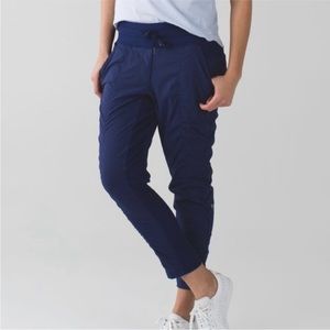 Lululemon Street To Studio Pants - Women's Size 6 Blue